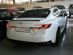 تۆیۆتا کامری